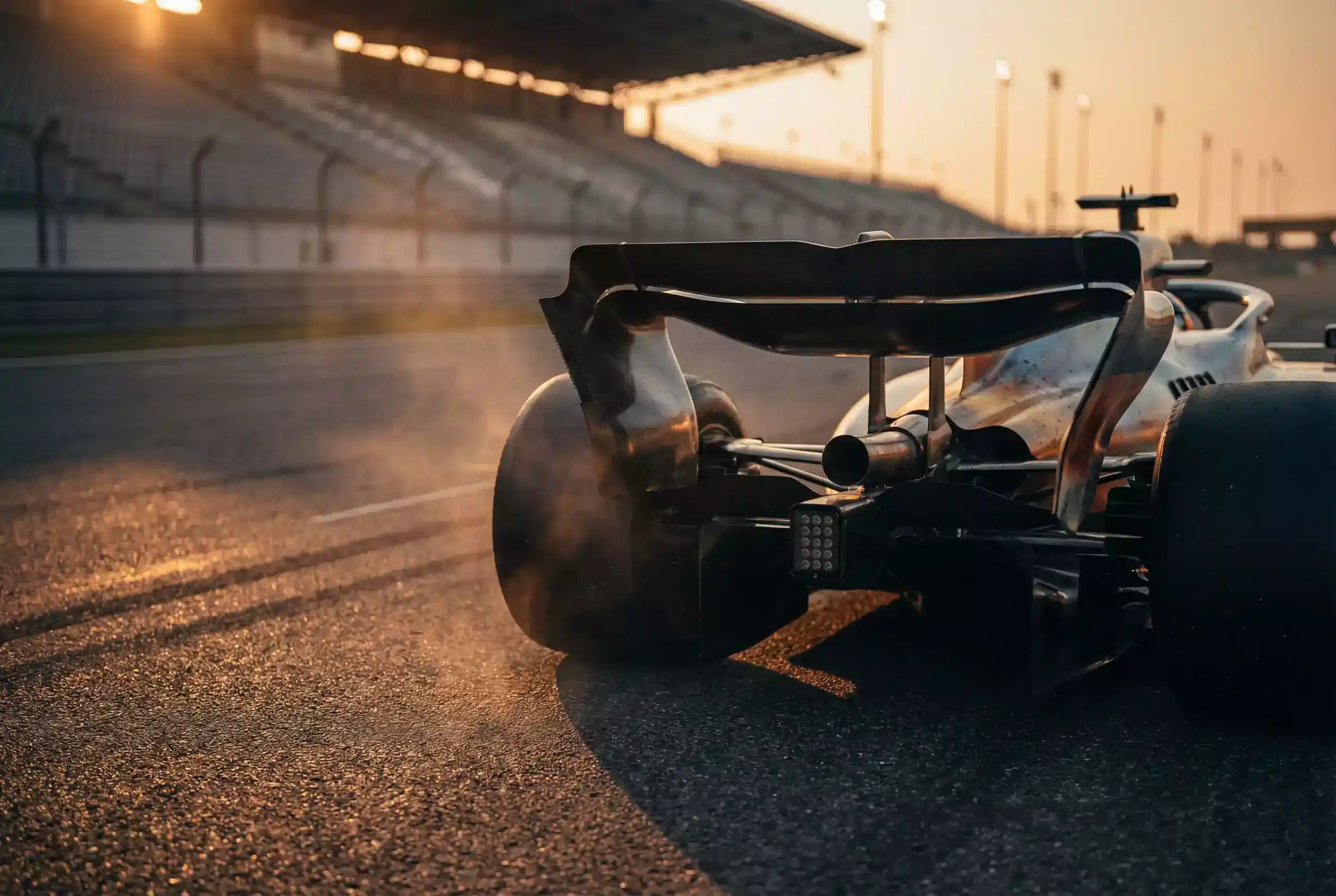 Datenbasierte Analyse von Motorsport-Wettmärkten mit Rennstatistiken und Quotenvergleich